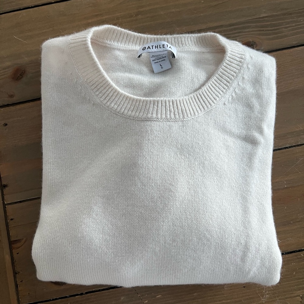 Athletes women’s sweater